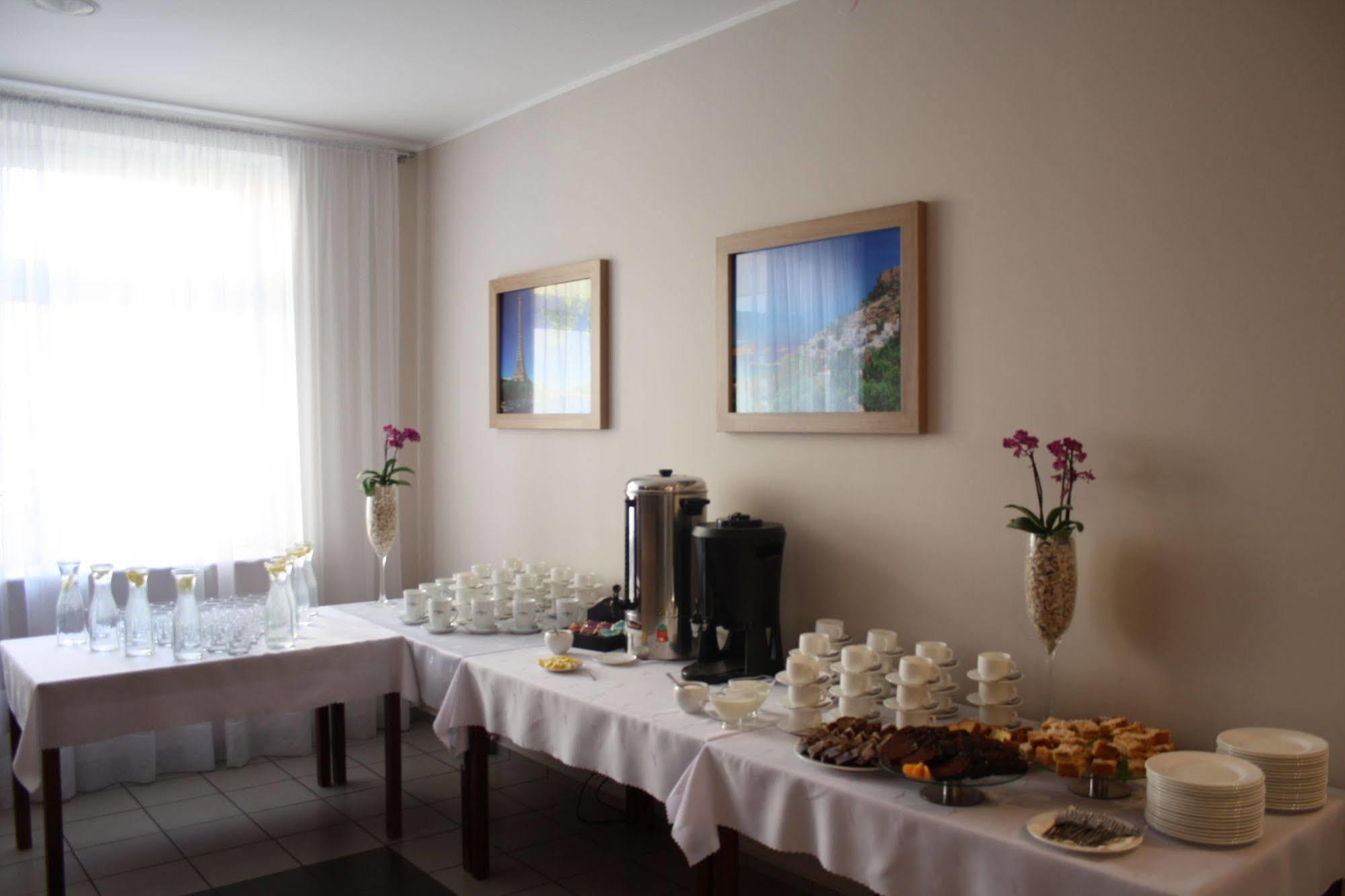 Hotel Dom Polonii Ostróda Kültér fotó